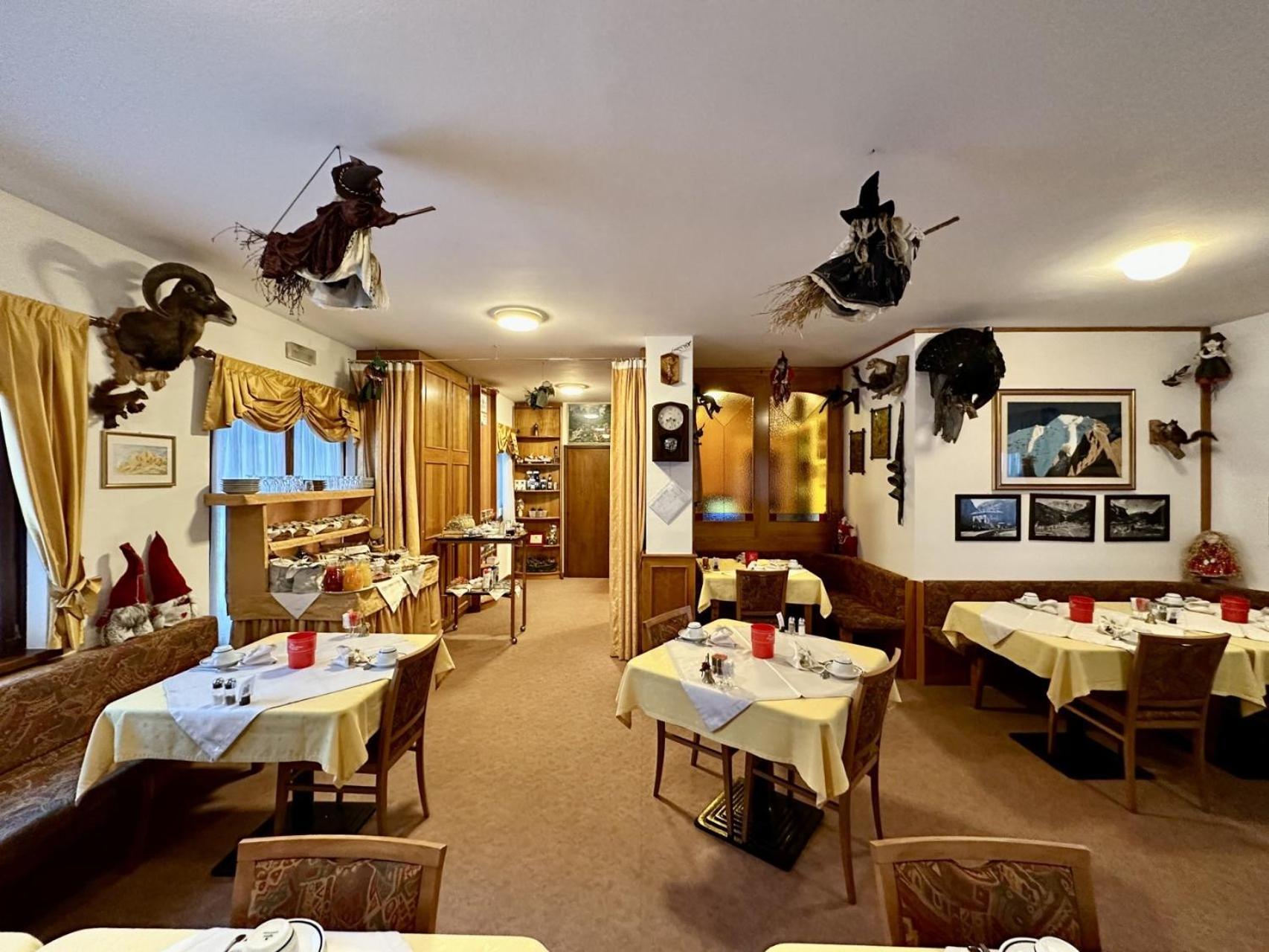 B&B Cesa Planber Mountain View Bike Friendly Canazei Exterior photo