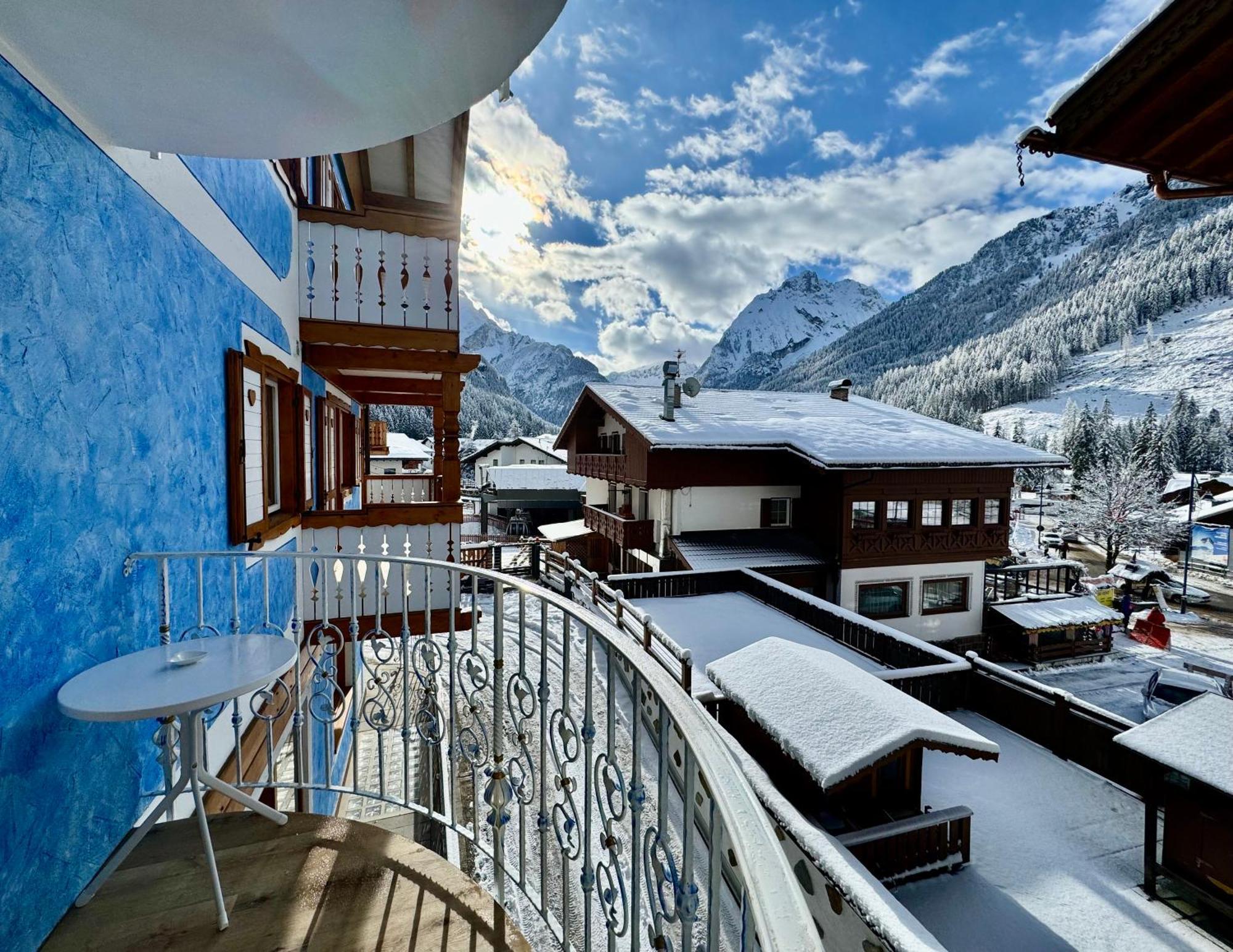 B&B Cesa Planber Mountain View Bike Friendly Canazei Exterior photo