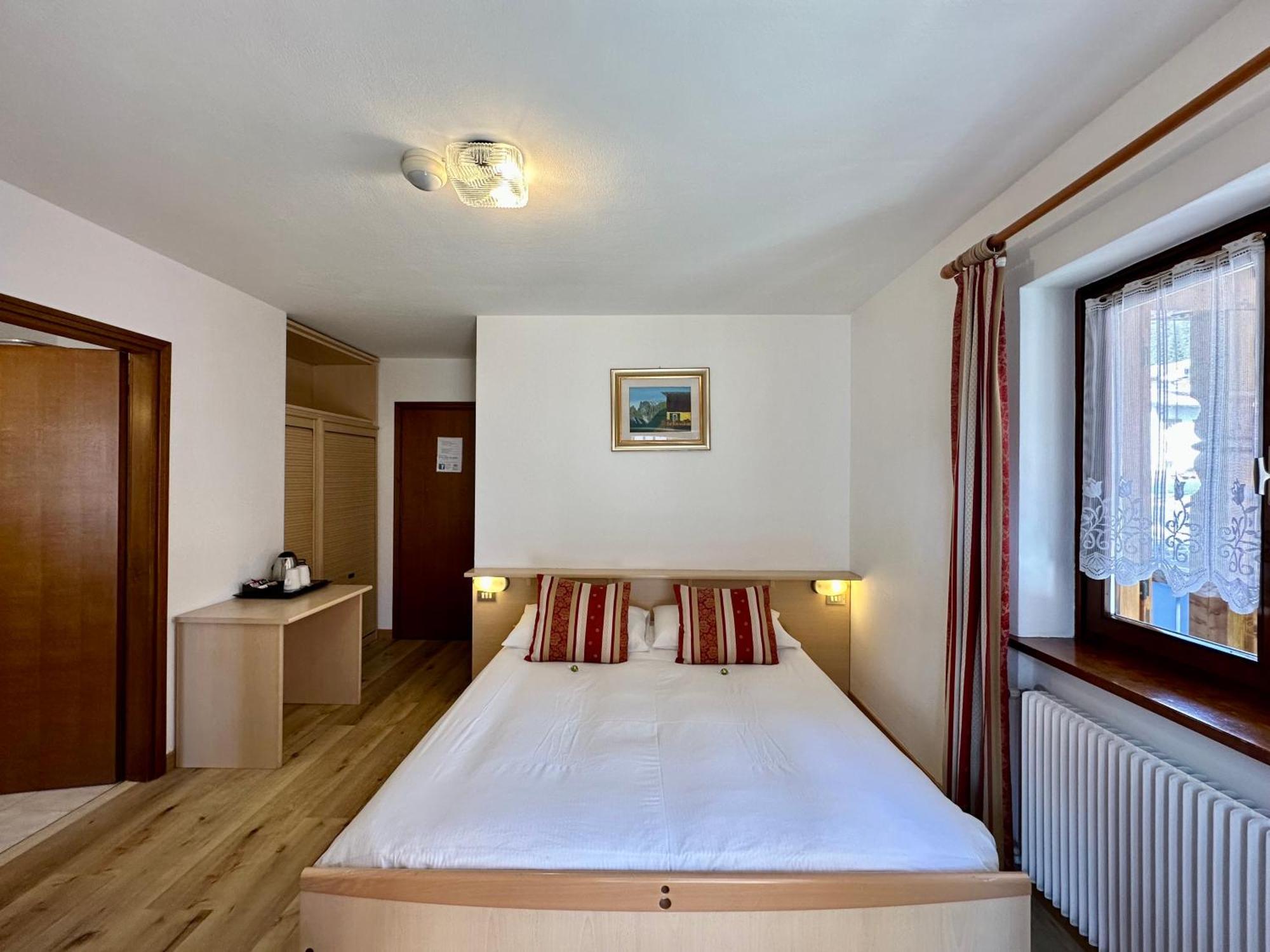 B&B Cesa Planber Mountain View Bike Friendly Canazei Exterior photo
